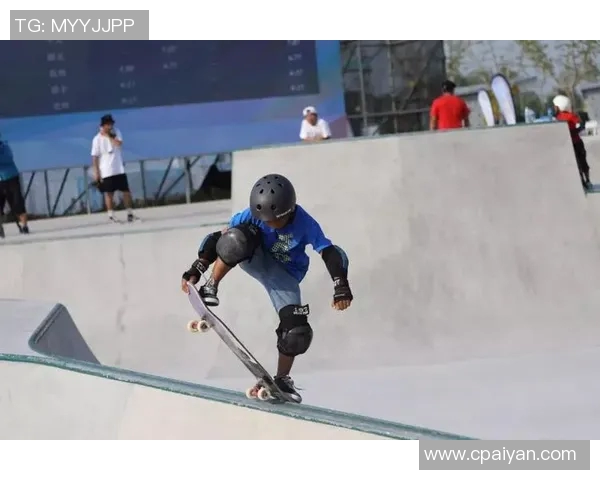 广州极限运动队在滑板精英赛中以100分稳居积分榜首位