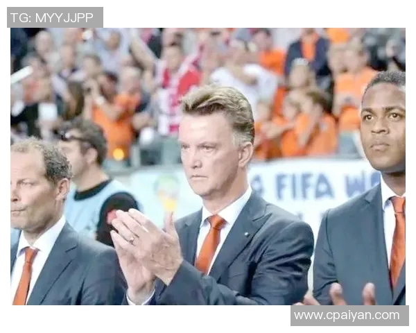 荷兰足协宣布范加尔正式出任荷兰国家队主帅,球迷期待新征程 荷兰足协宣布范加尔正式出任荷兰国家队主帅,球迷期待新征程