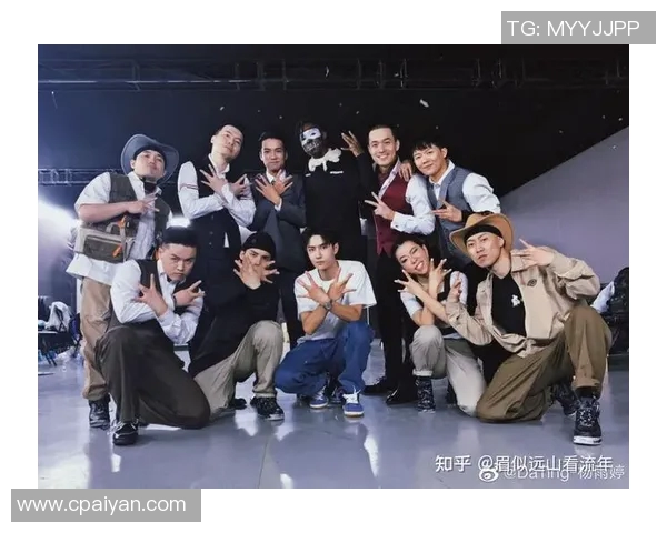 赛后复盘:西安街舞队与深圳街舞队的战术意识与团队配合分析 赛后复盘:西安街舞队与深圳街舞队的战术意识与团队配合分析